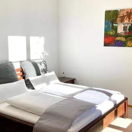 Haus Zur Linde بيت للعطل *