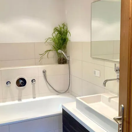 بيت للعطل Haus Zur Linde كريوث